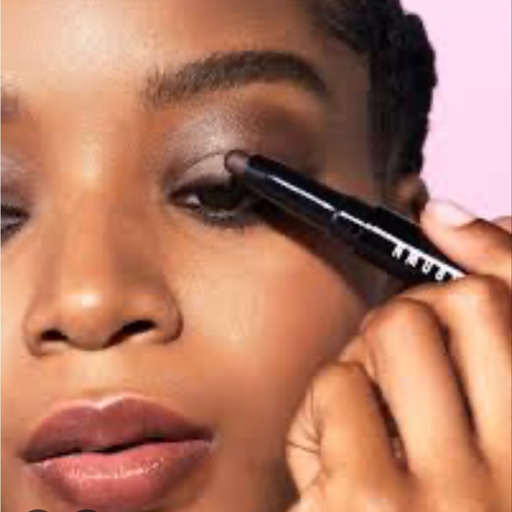 NIB Bobbi Brown Bark Cream Eyeshadow Stick Long Wear in 1.6g full size - Picture 4 of 6